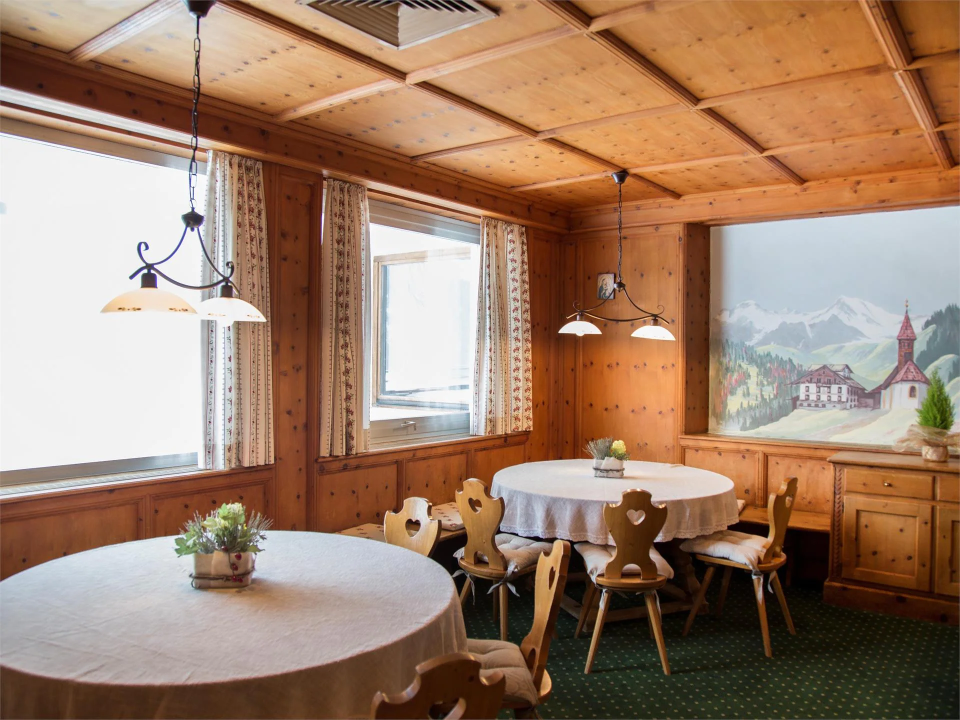 Hotel Zirm Senales 2 suedtirol.info