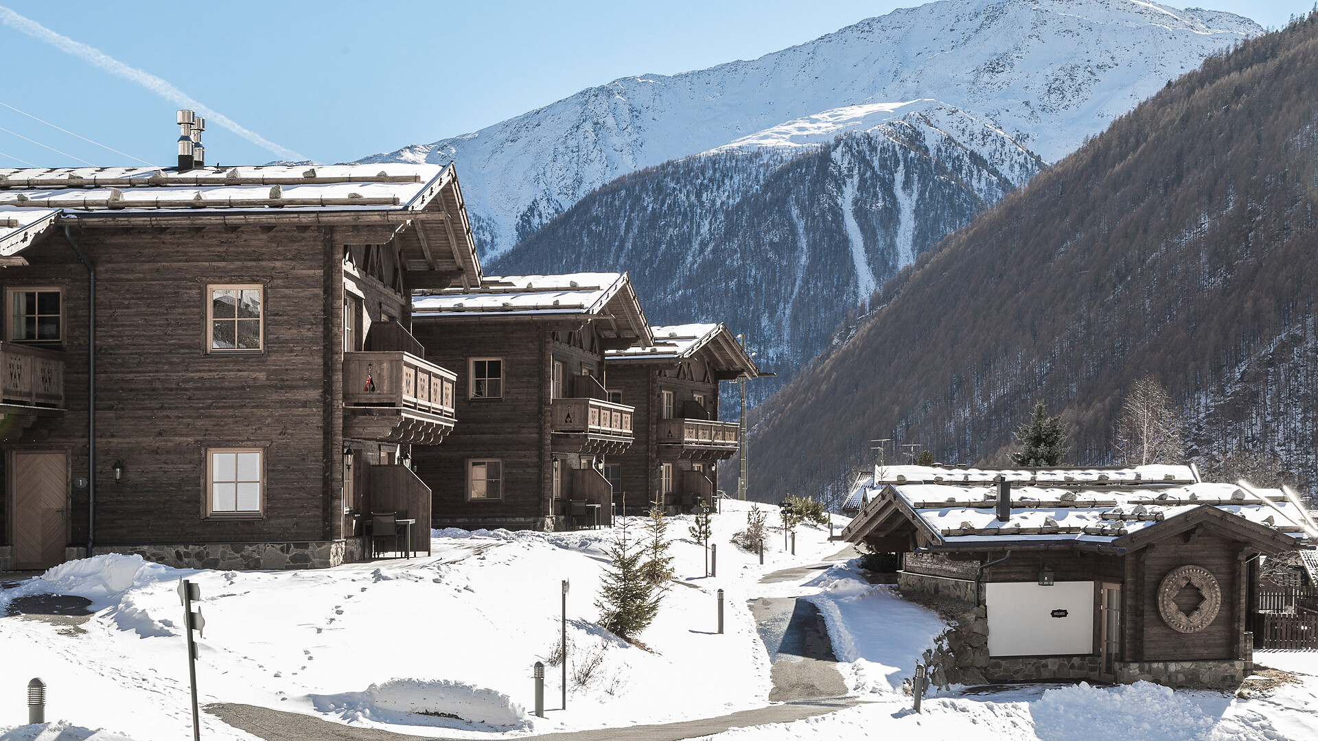 Chalets im Winter Schnalstal Südtirol
