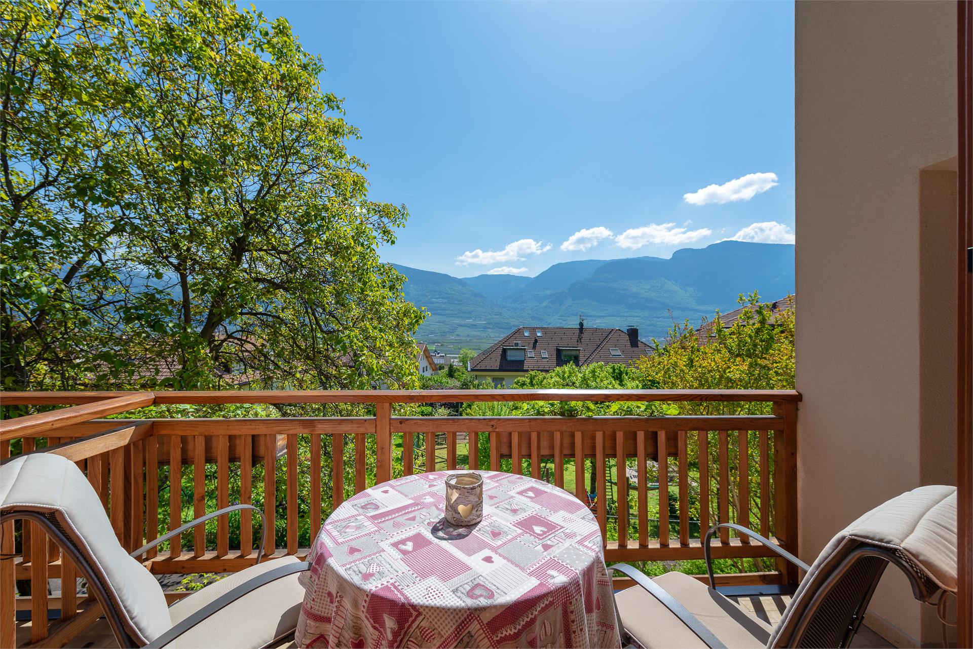 Haus Bellutti Tramin an der Weinstraße 3 suedtirol.info