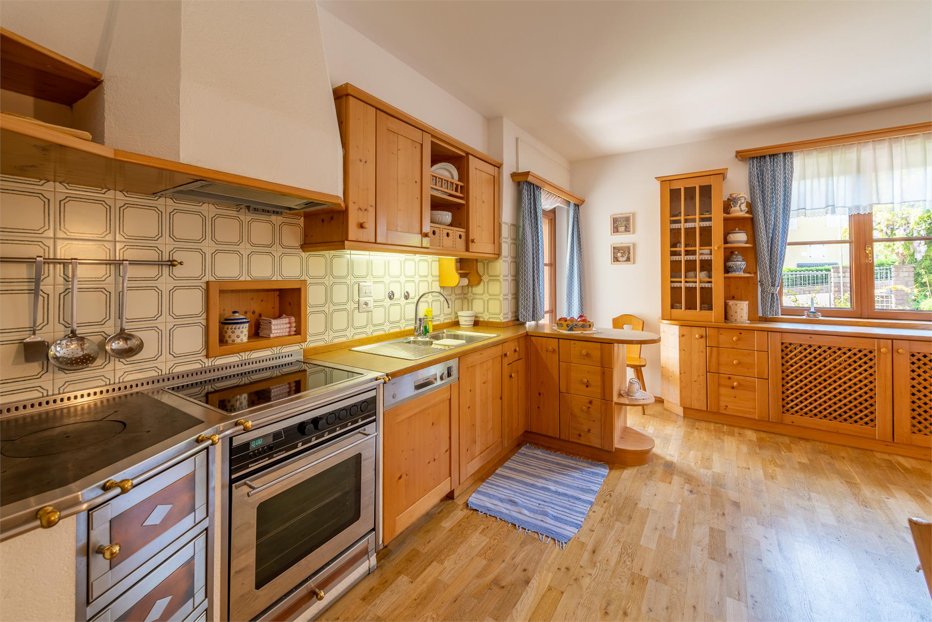 Haus Bellutti Tramin an der Weinstraße 18 suedtirol.info