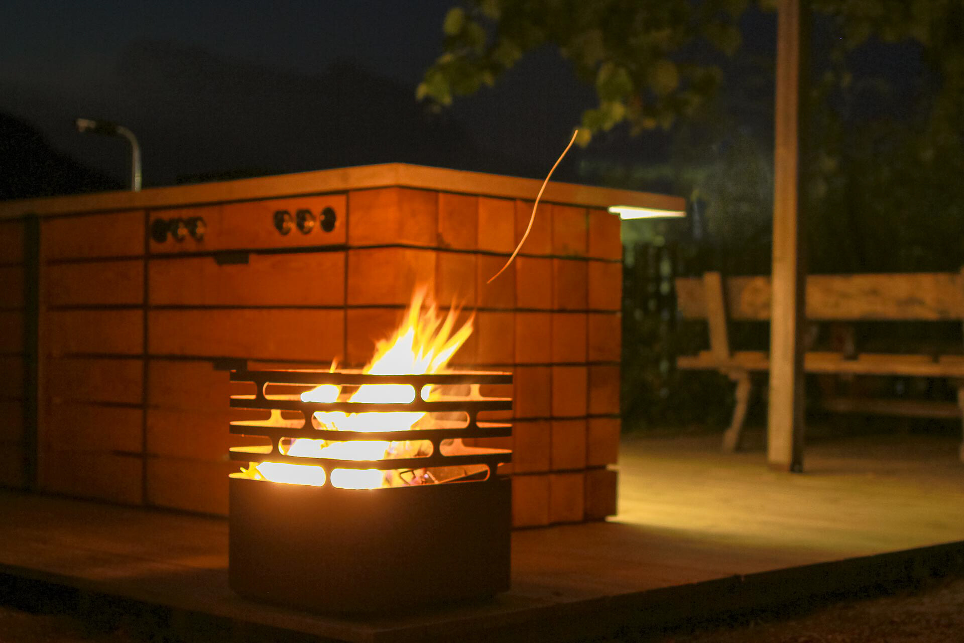 Outdoor kitchen