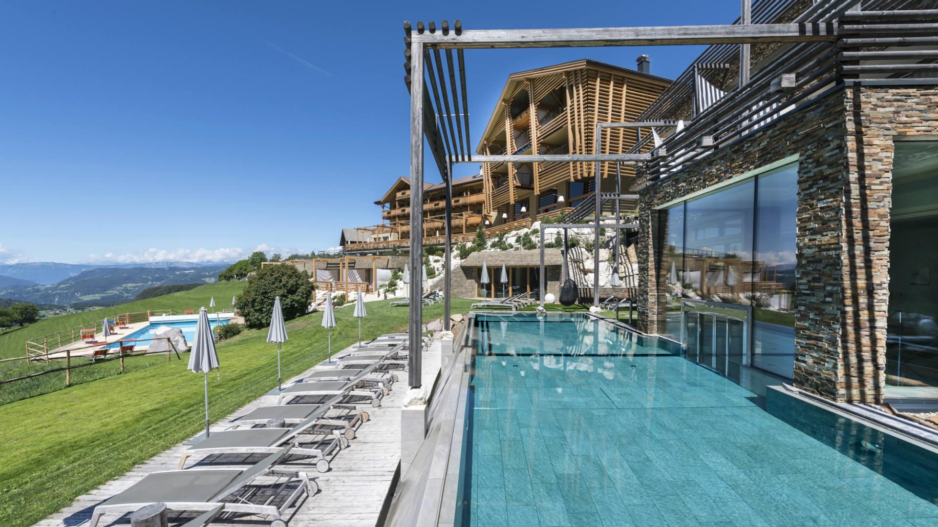 Hotel Valentinerhof Kastelruth/Castelrotto 5 suedtirol.info