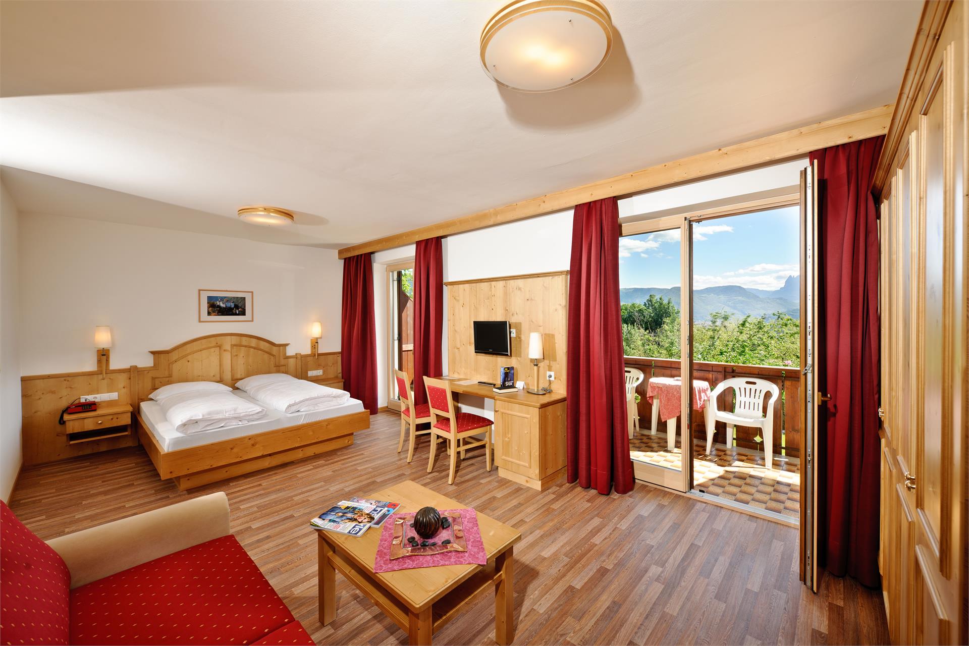 Hotel St. Justinahof Eppan an der Weinstraße 3 suedtirol.info