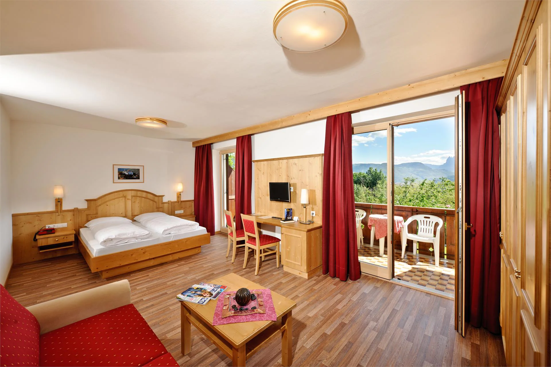 Hotel St. Justinahof Eppan an der Weinstraße 3 suedtirol.info