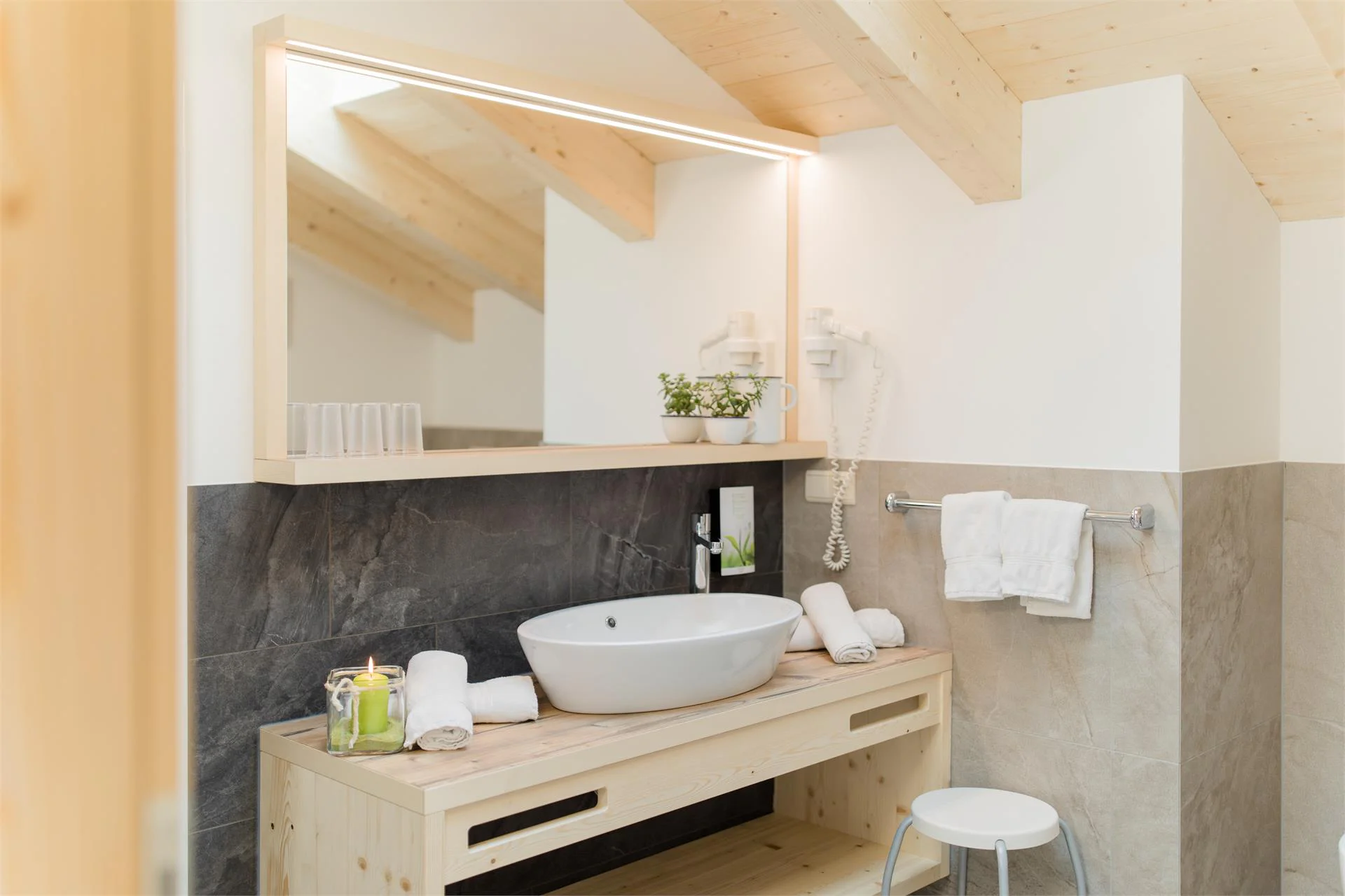 Hotel Kompatscherhof Luson 20 suedtirol.info
