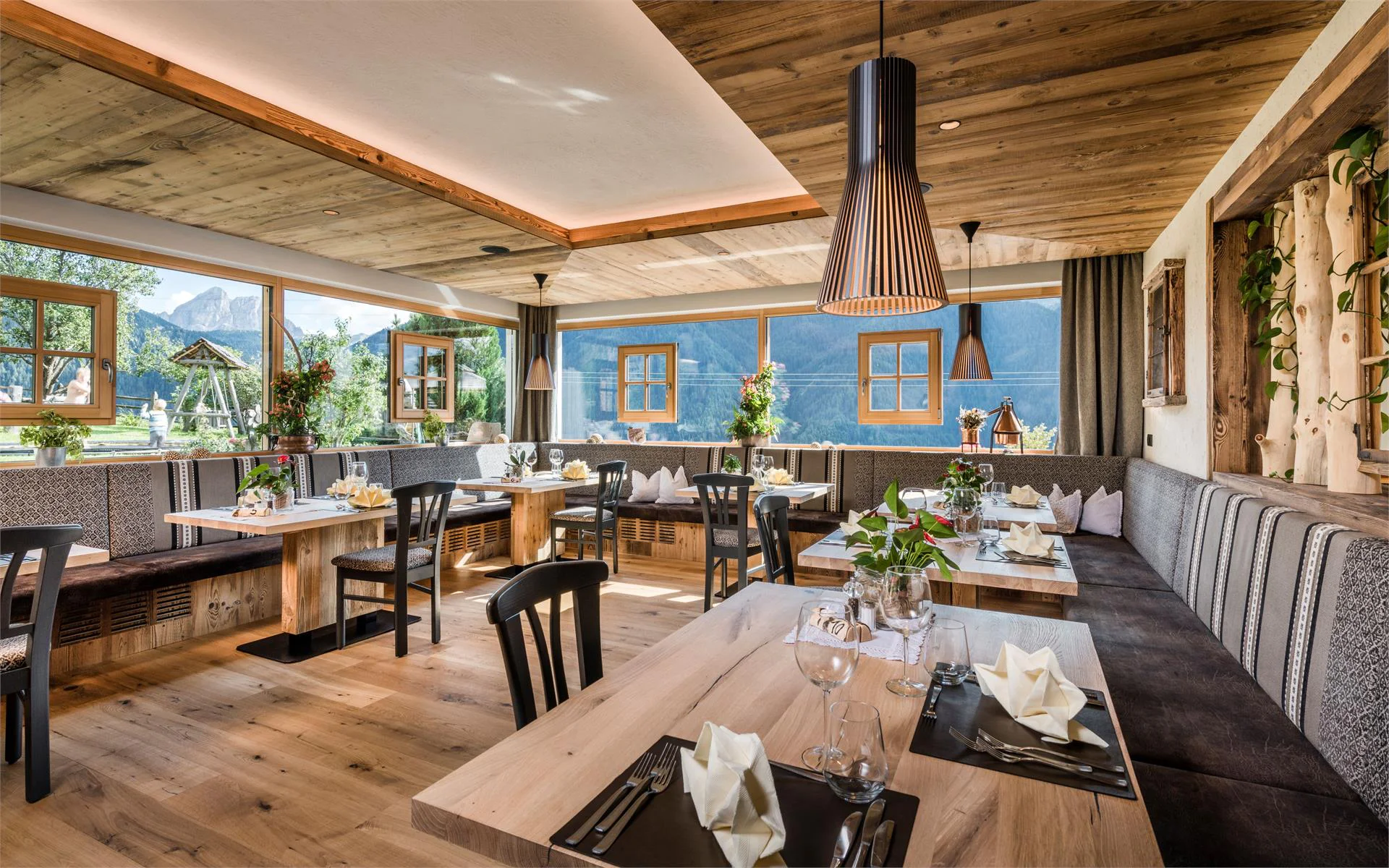 Hotel Kompatscherhof Luson 7 suedtirol.info