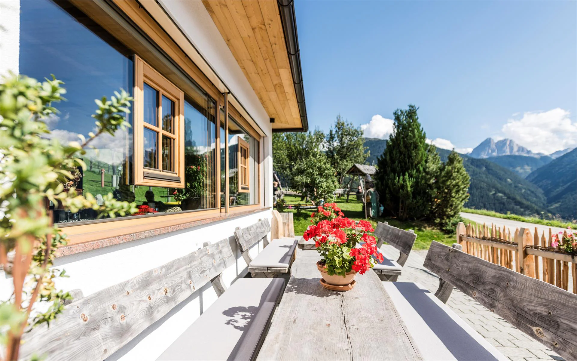 Hotel Kompatscherhof Luson 3 suedtirol.info