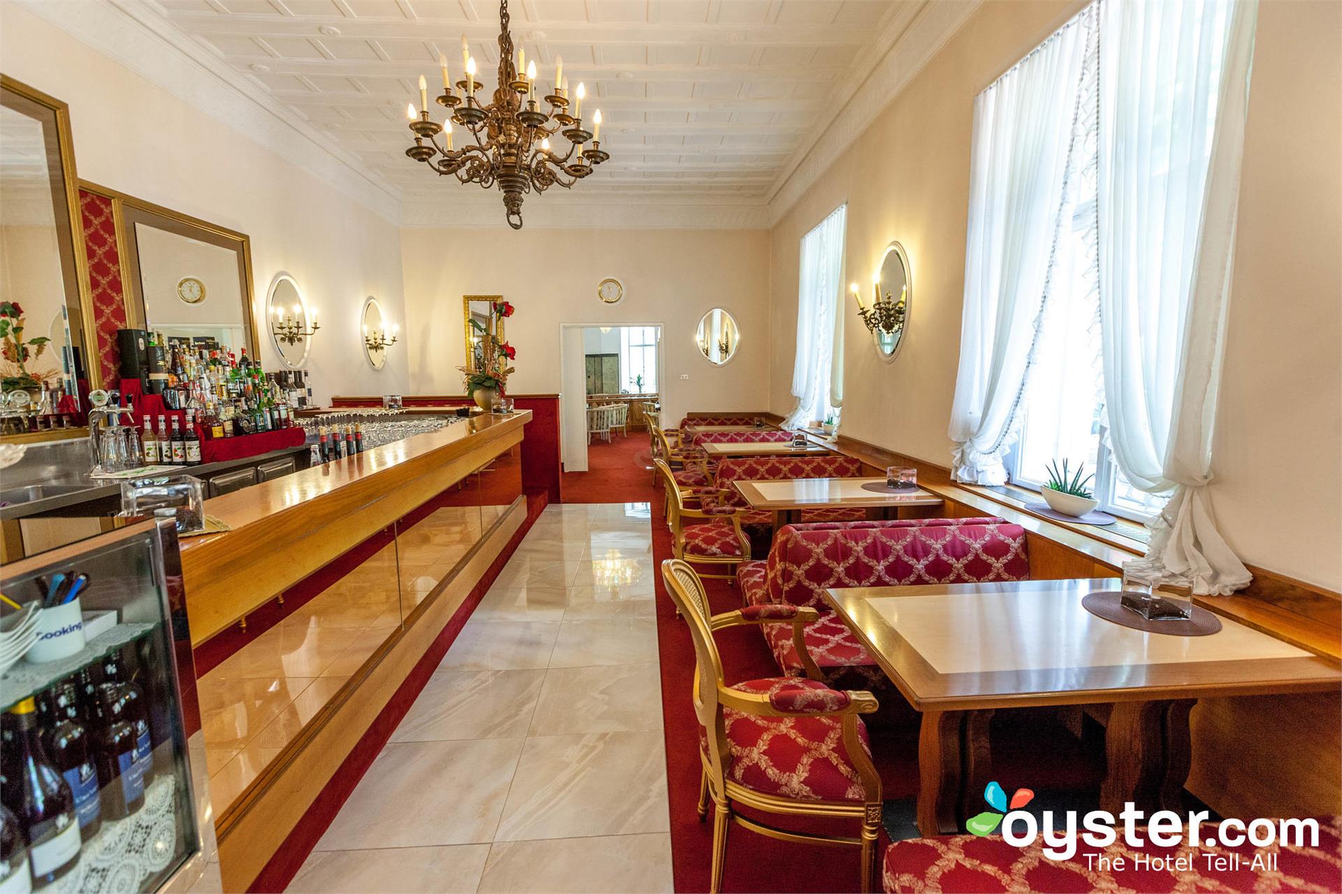Hotel Bellevue Meran/Merano 6 suedtirol.info