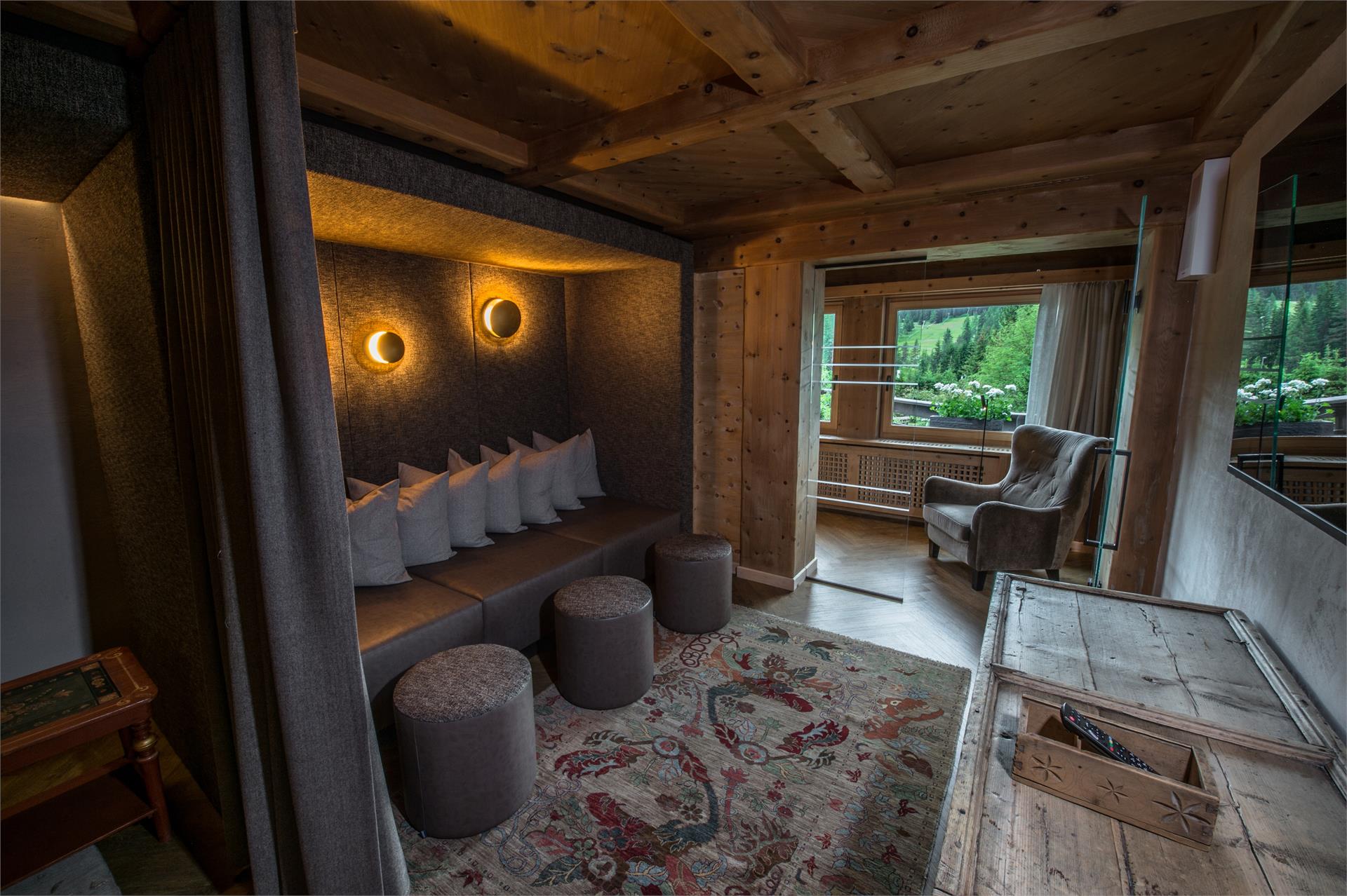 Hotel Ciasa Salares Badia 4 suedtirol.info