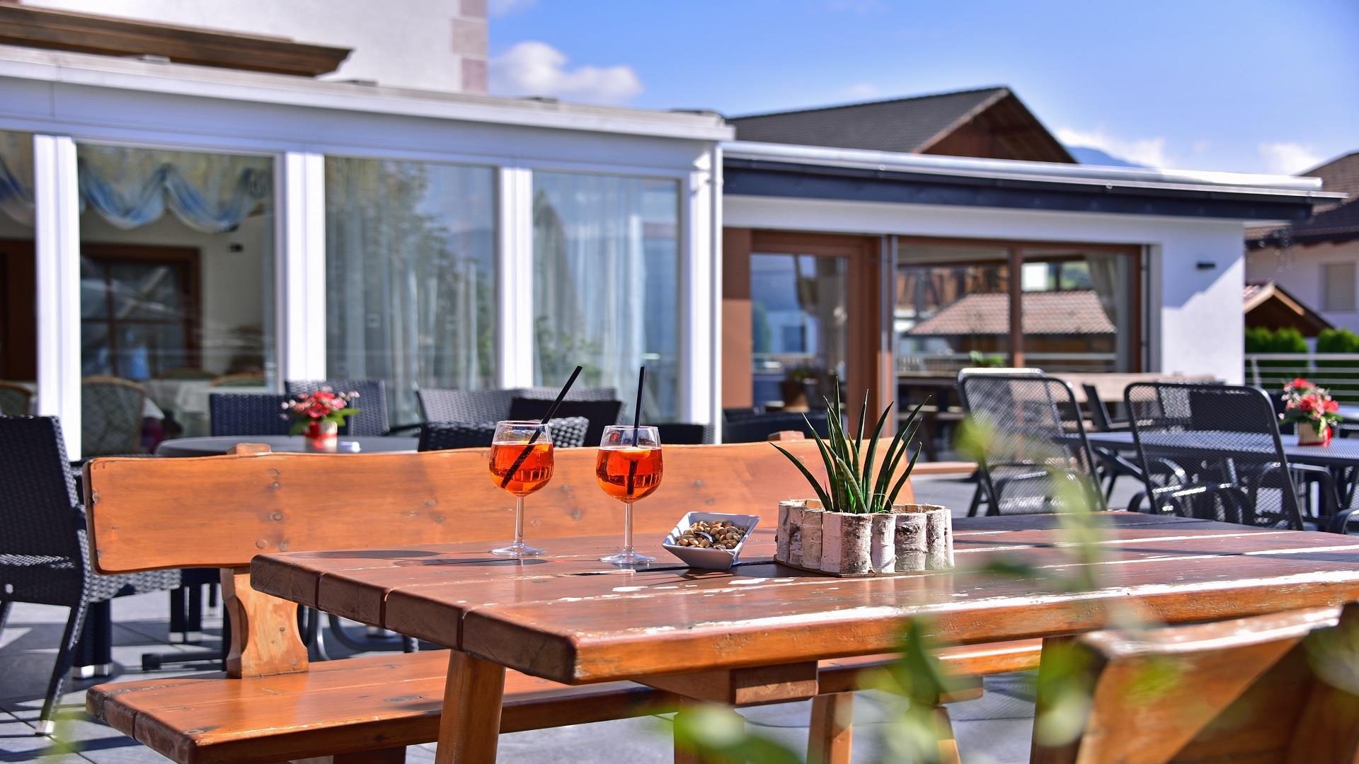 Holiday Residence Mesenhaus Mühlbach 16 suedtirol.info
