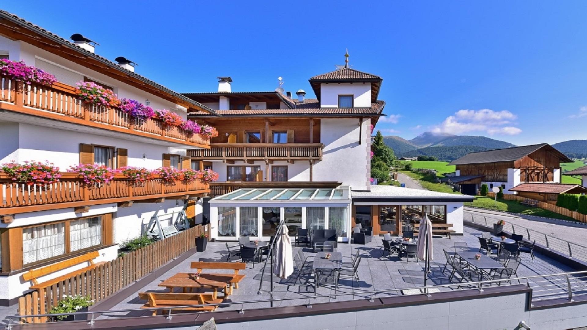 Holiday Residence Mesenhaus Mühlbach 14 suedtirol.info