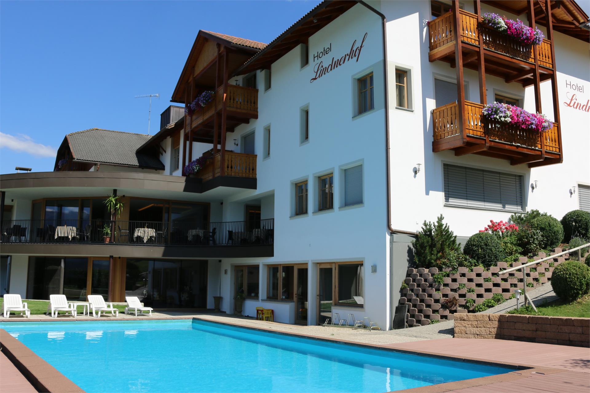 Hotel Lindnerhof St.Lorenzen/San Lorenzo di Sebato 2 suedtirol.info