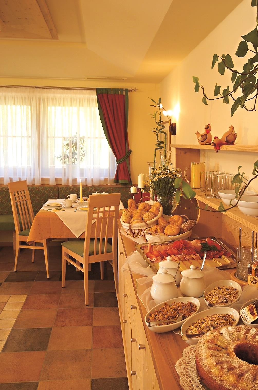 Hotel Seerast Ultimo 6 suedtirol.info