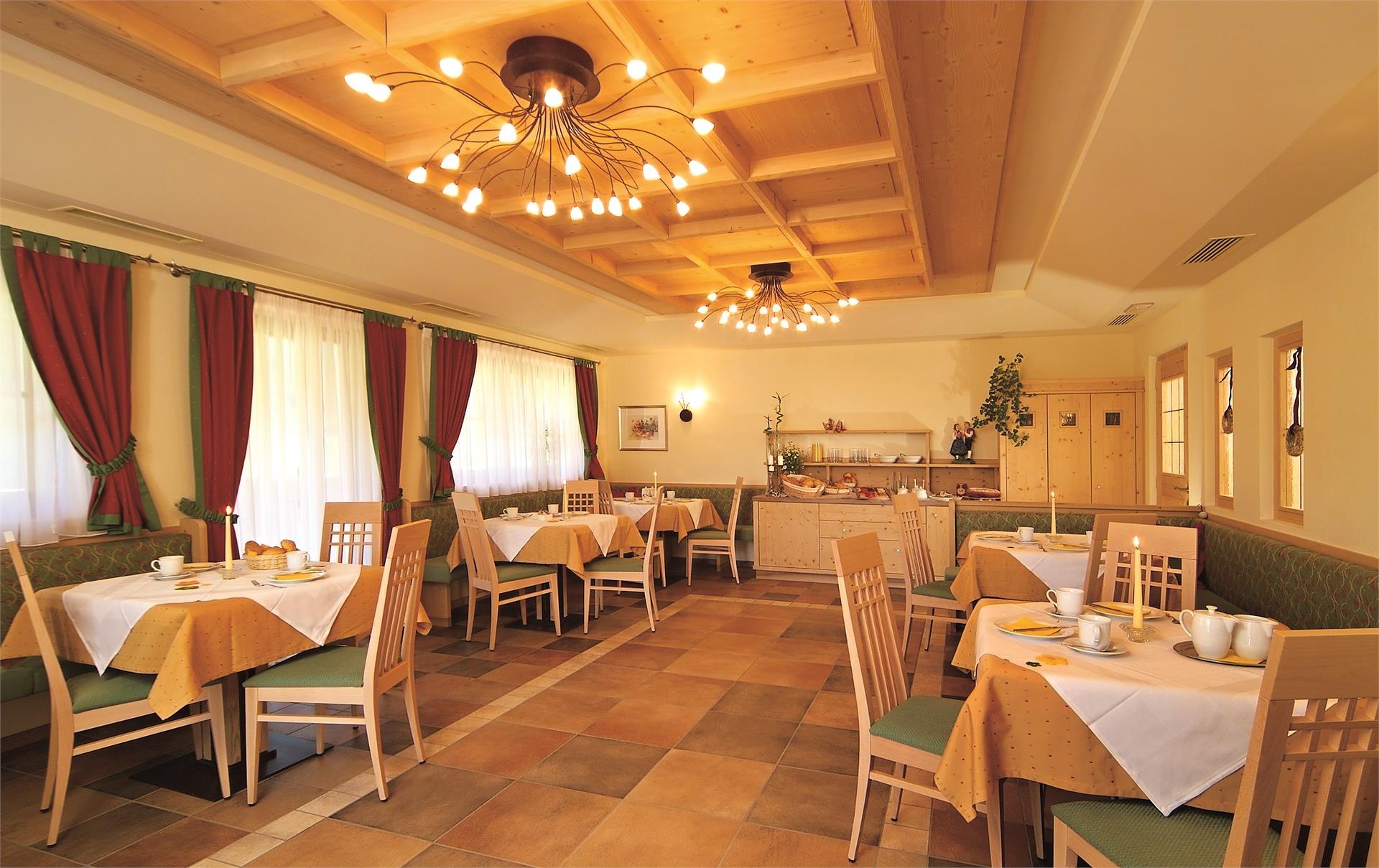 Hotel Seerast Ultimo 8 suedtirol.info