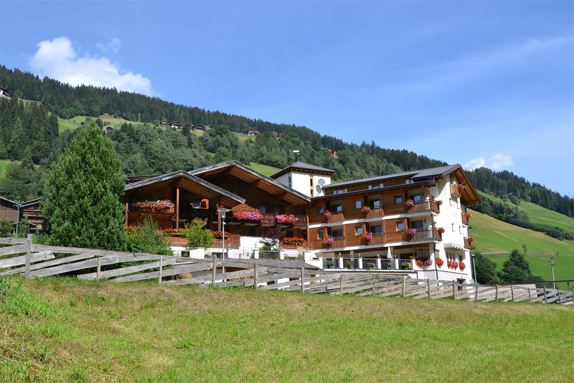 Hotel Ortler Ulten/Ultimo 2 suedtirol.info
