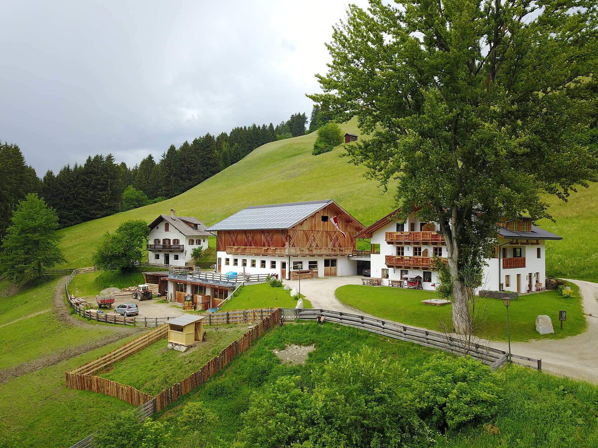 Haubenthal Niederdorf 1 suedtirol.info