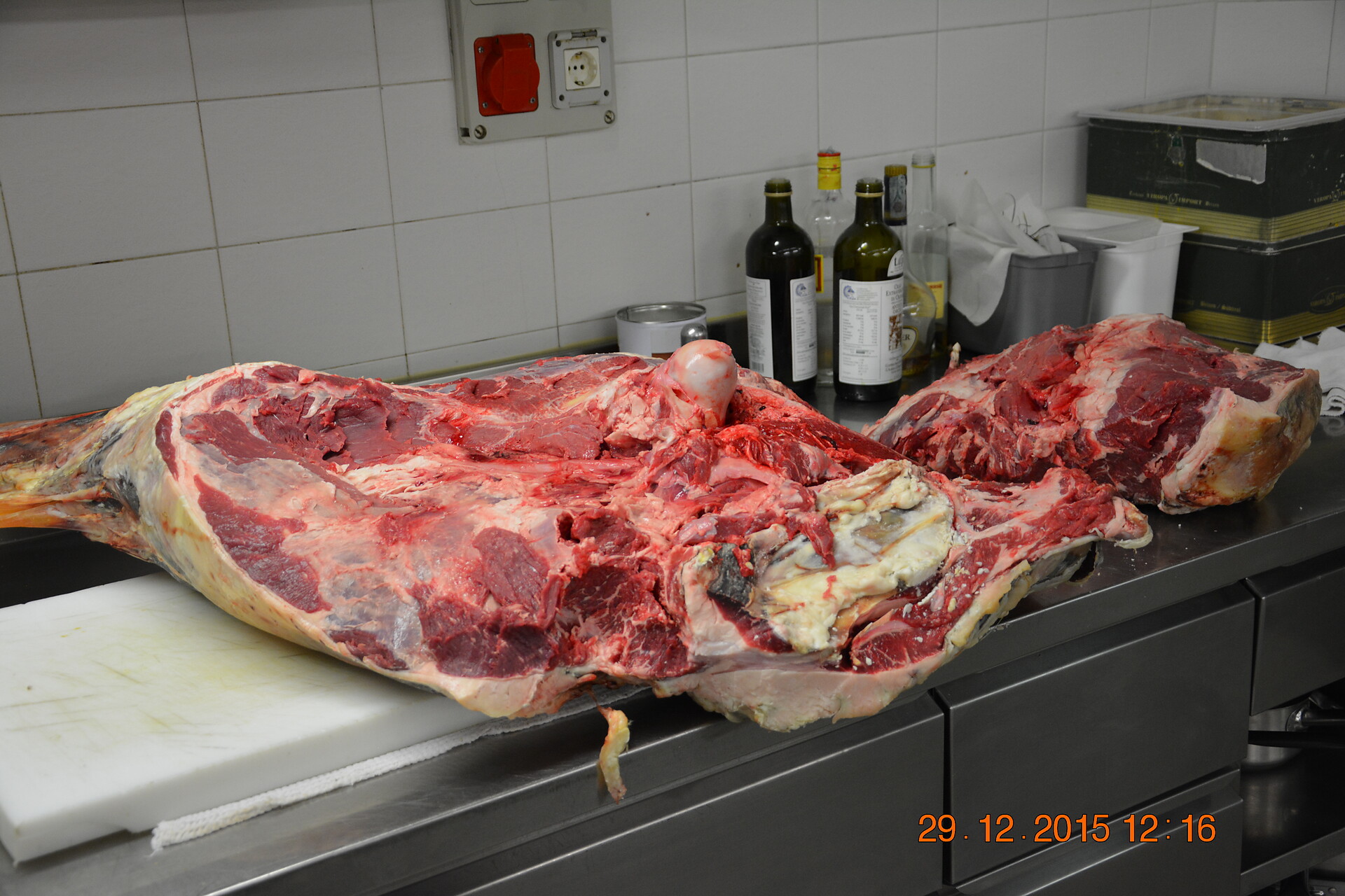 Meat from the  Außerlanzin farm