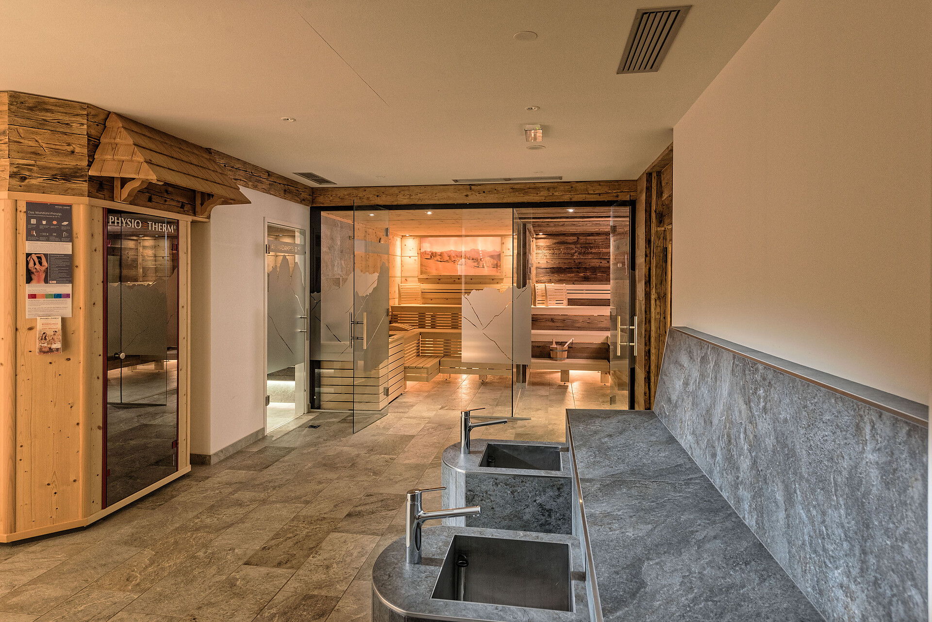 sauna world
