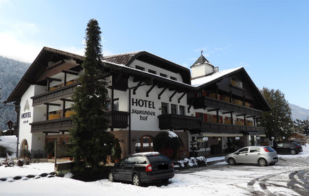 Hotel Sigmunderhof OHG Chienes 3 suedtirol.info