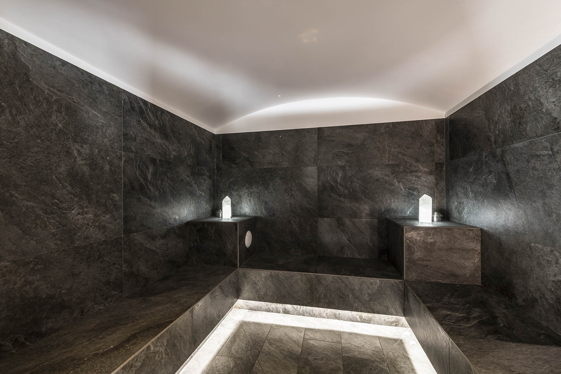 Bagno turco nell´Hotel Waldsee vicino all´Alpe di Siusi