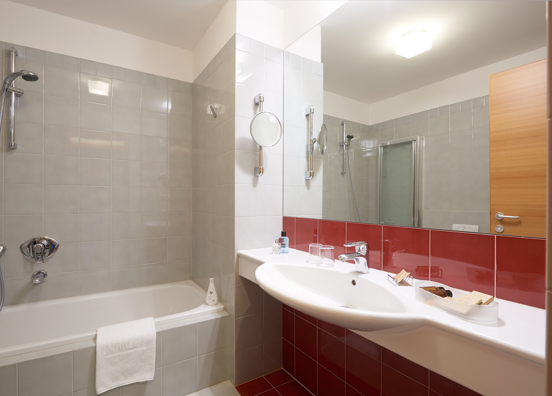 Hotel Marlet Badezimmer