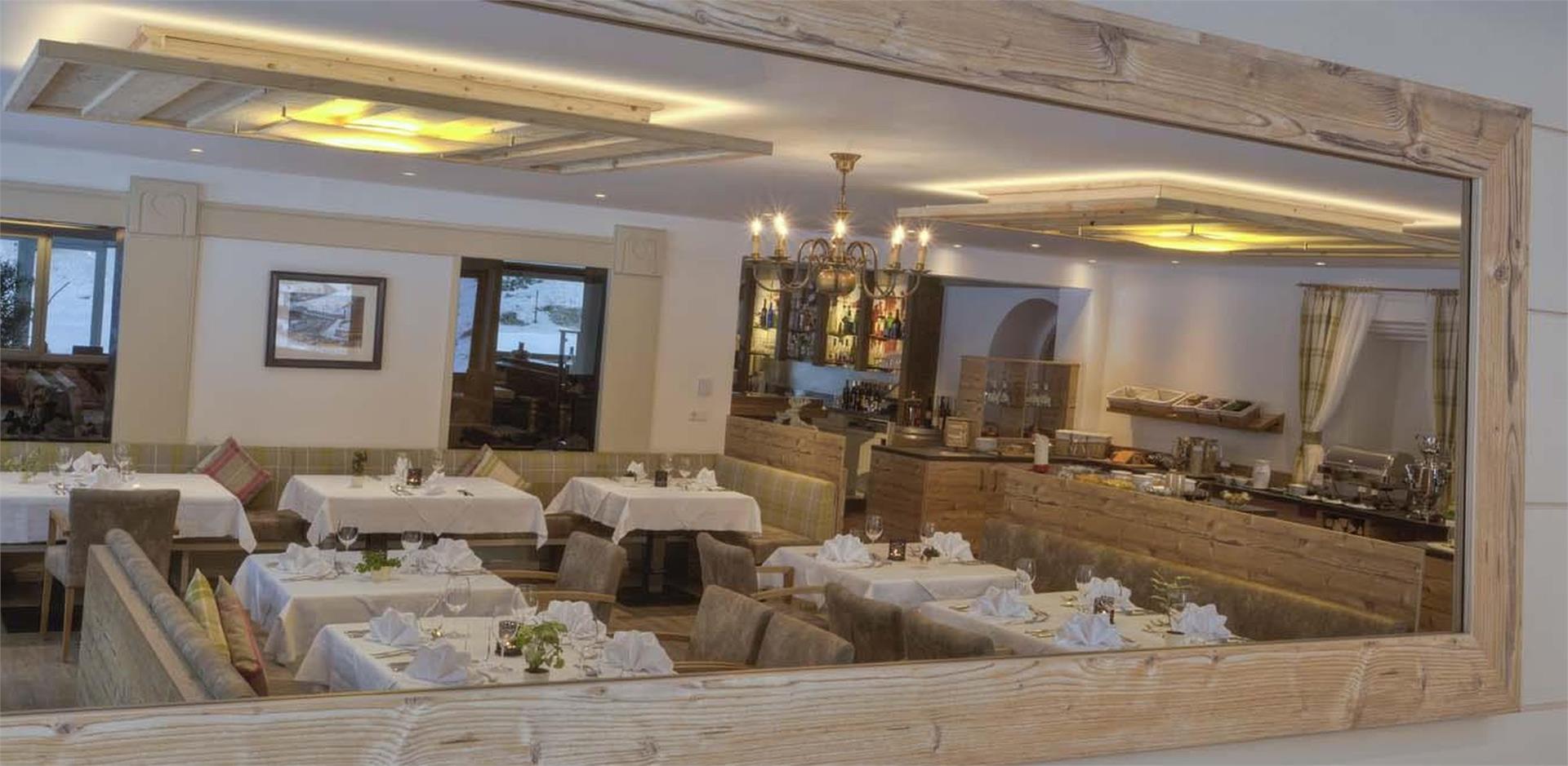 Hotel Gampen Stilfs 14 suedtirol.info