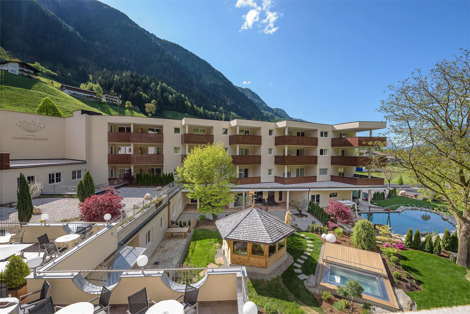 Hotel Wiesenhof Garden Resort San Leonardo in Passiria 2 suedtirol.info