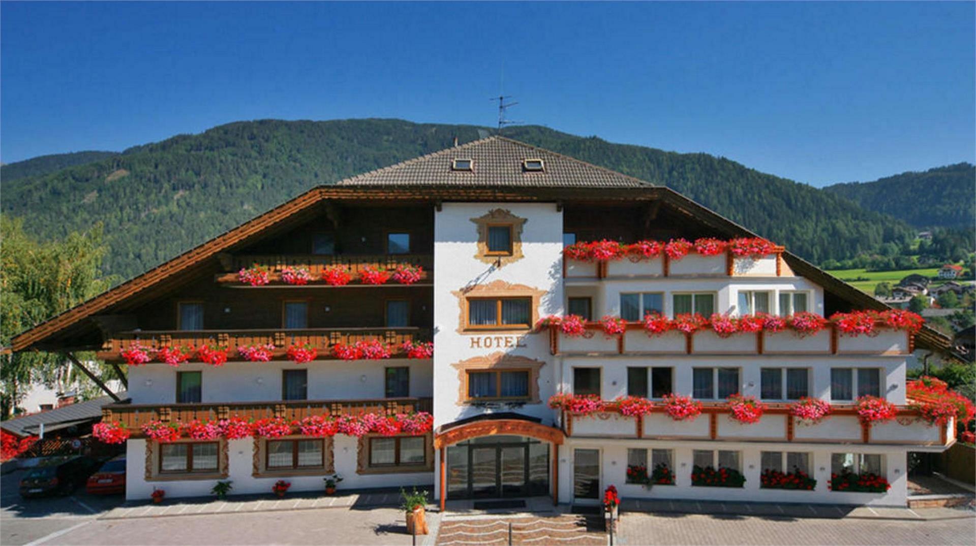 Hotel Kronplatzer Hof Rasen-Antholz/Rasun Anterselva 1 suedtirol.info
