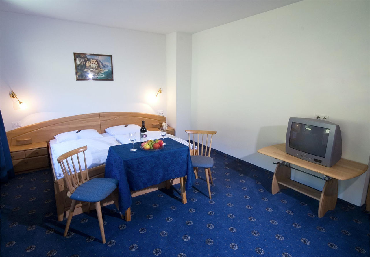 Hotel Feldrand Sarentino 20 suedtirol.info