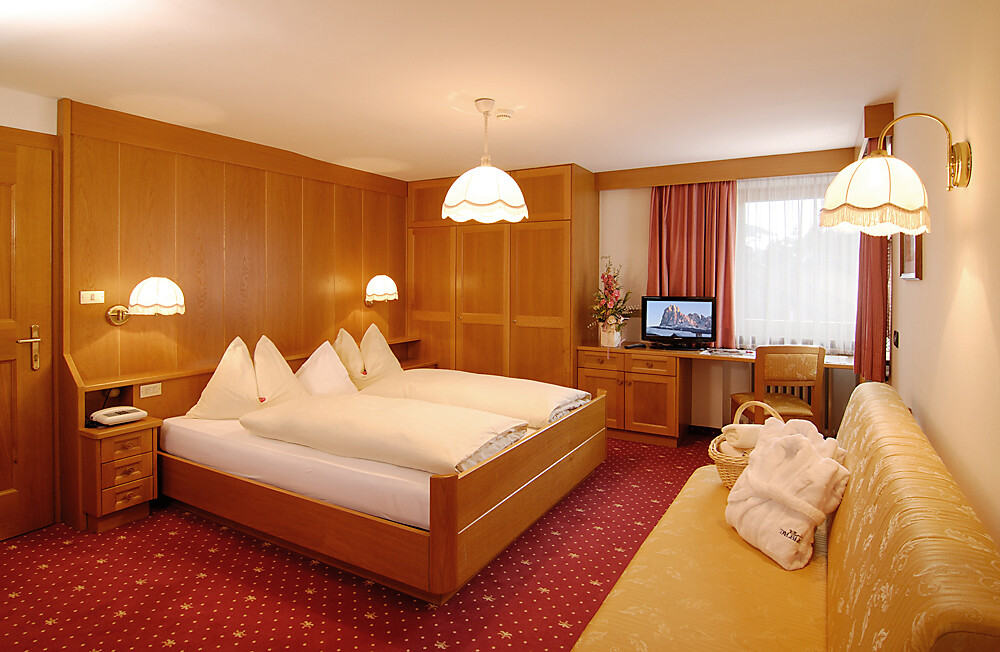 Hotel Talblick - Dolomites Region Val Gardena - #14 - suedtirol.info