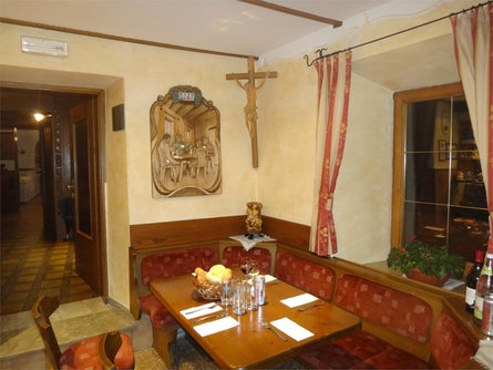 Hotel Goldenes Kreuz / Croce d'Oro Urtijëi/Ortisei 10 suedtirol.info