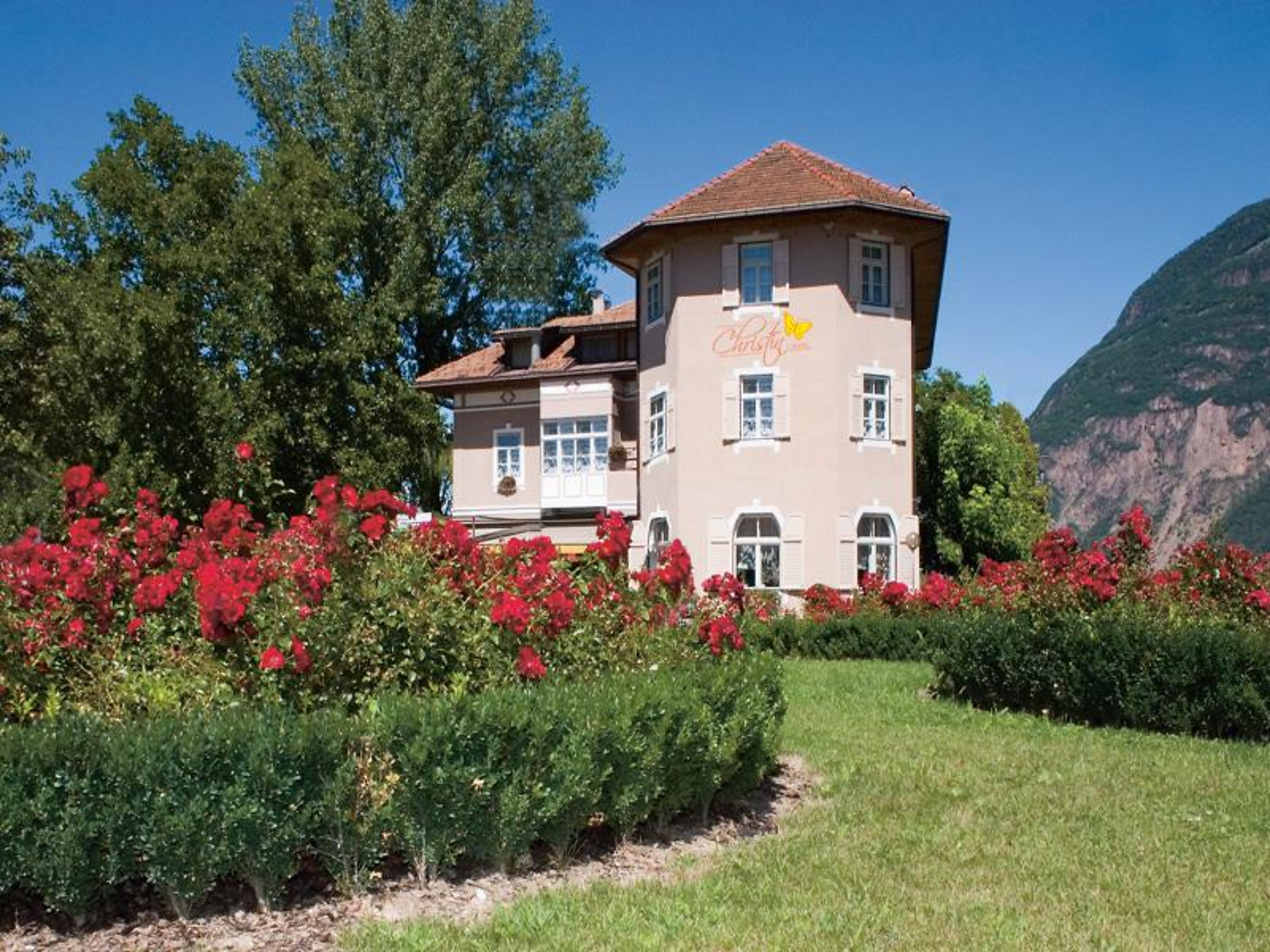 Hotel Christin - Dependance Villa Vera - Alto Adige Wine Road - #1 - suedtirol.info