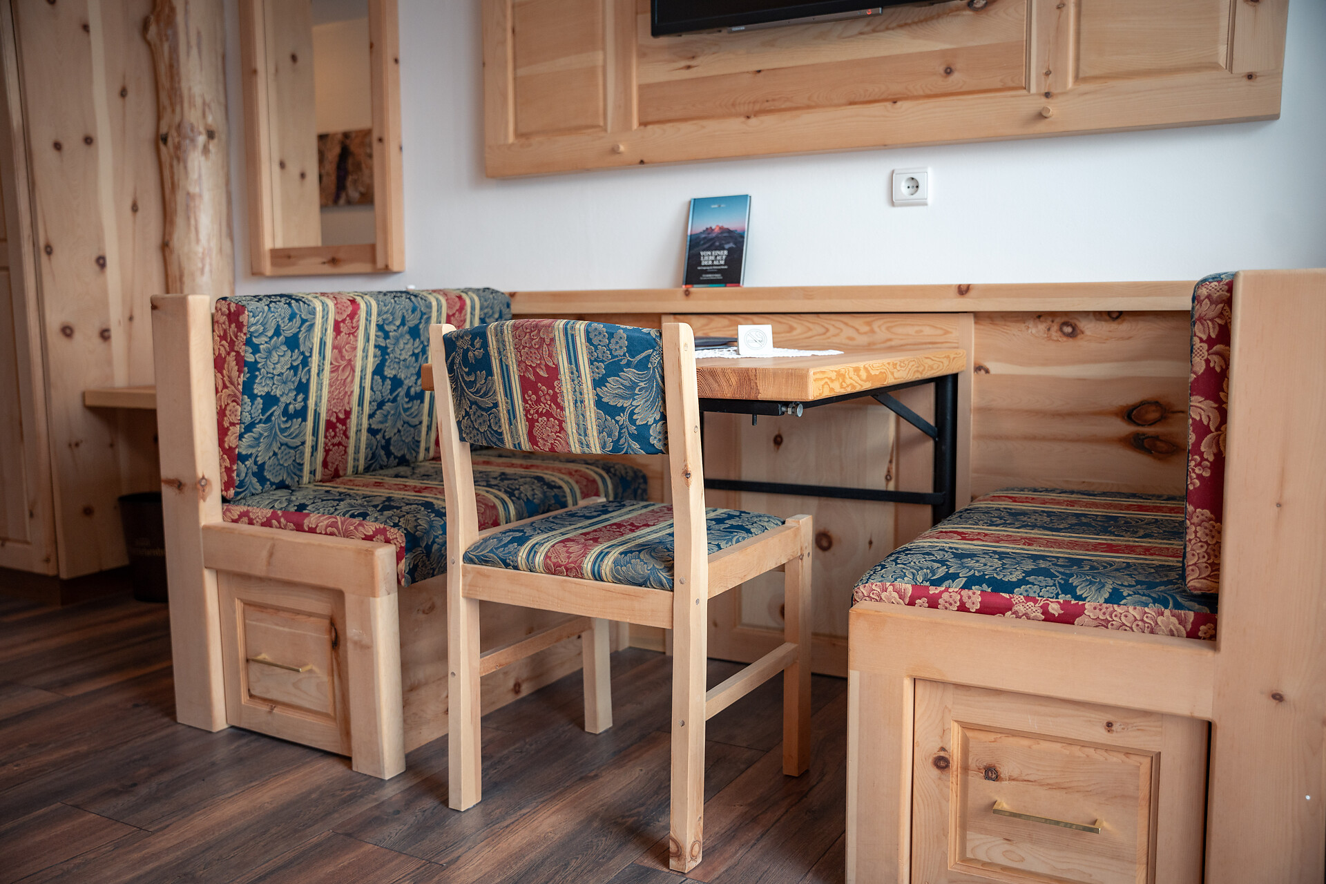 Hotel Oberlehenhof Deutschnofen 18 suedtirol.info