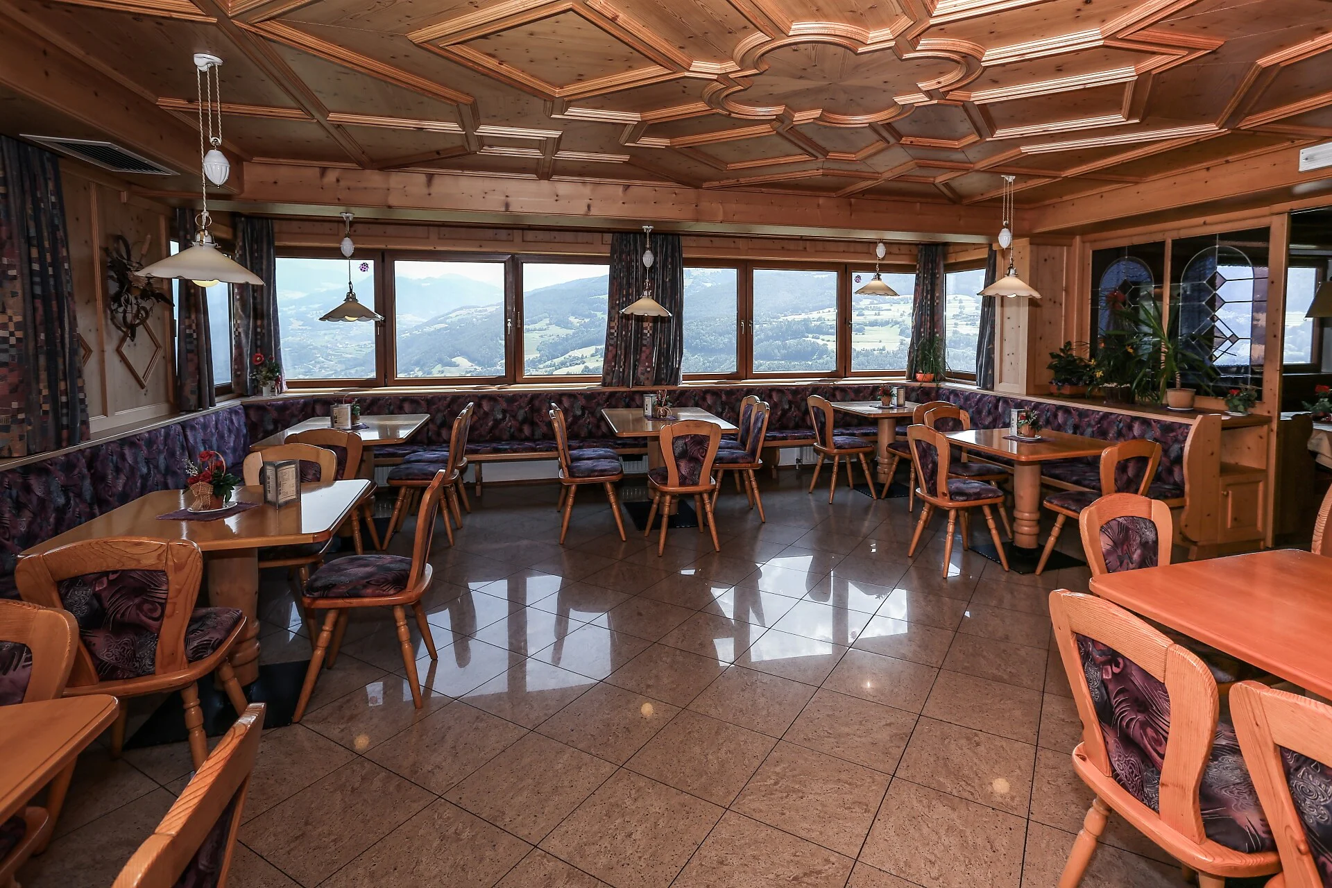 Hotel Residence  Egger Villanders/Villandro 14 suedtirol.info