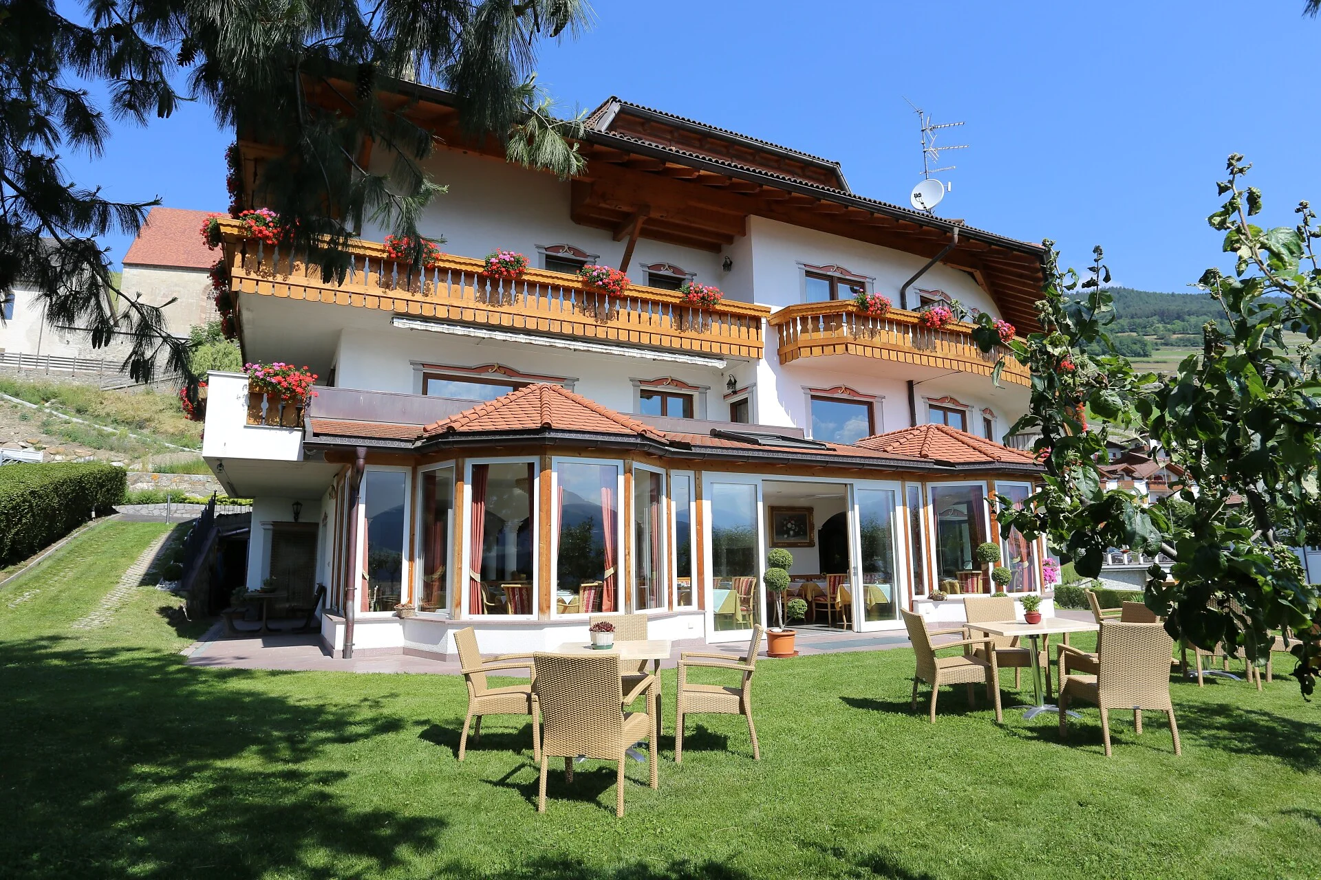 Hotel Residence  Egger Villanders/Villandro 5 suedtirol.info