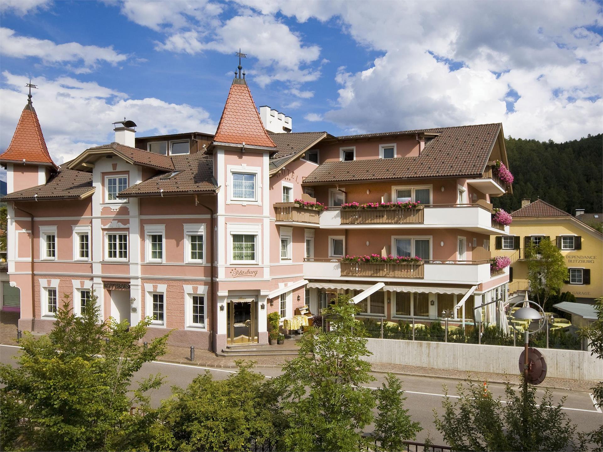 Hotel Blitzburg Brunico 1 suedtirol.info