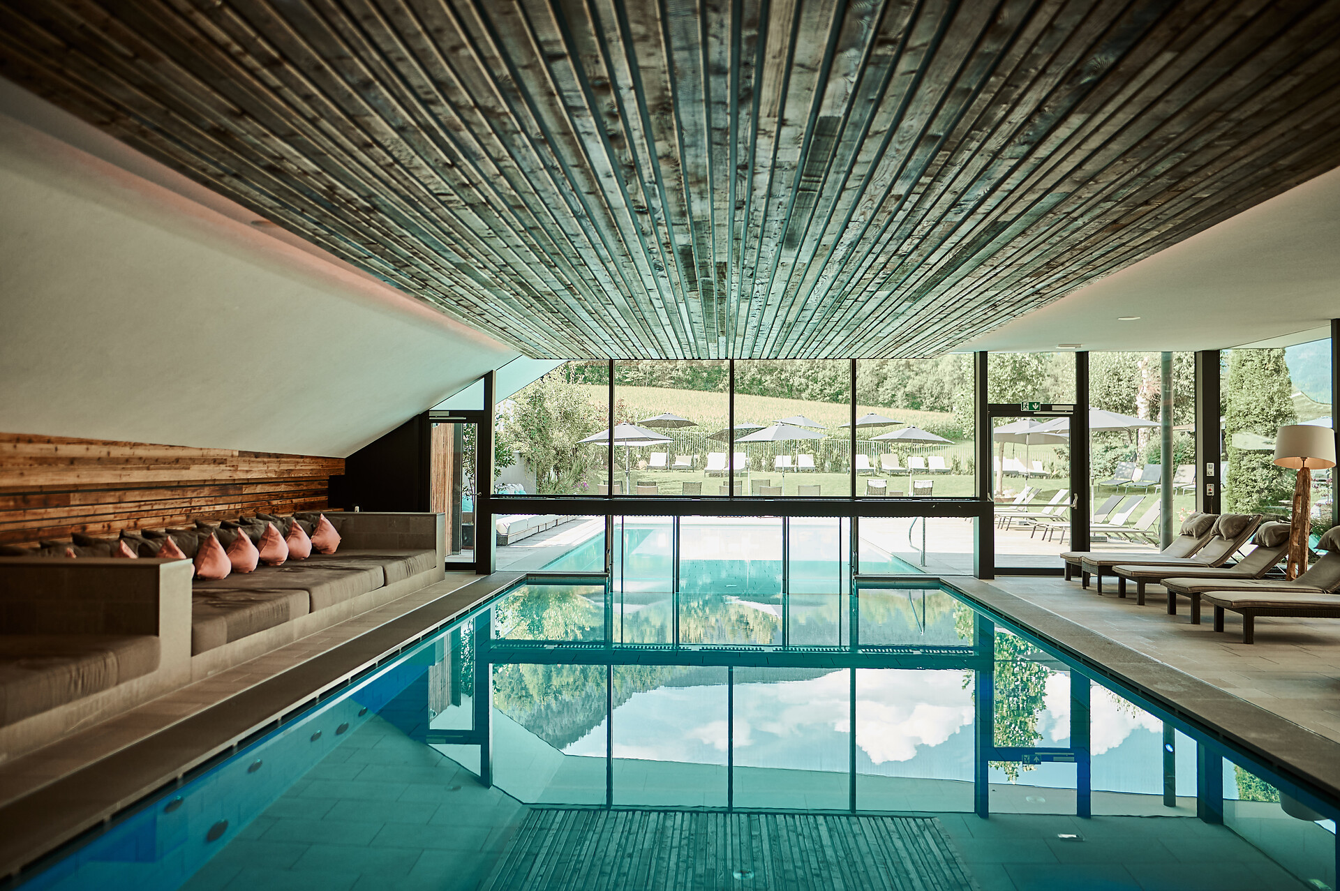 Hotel con piscina