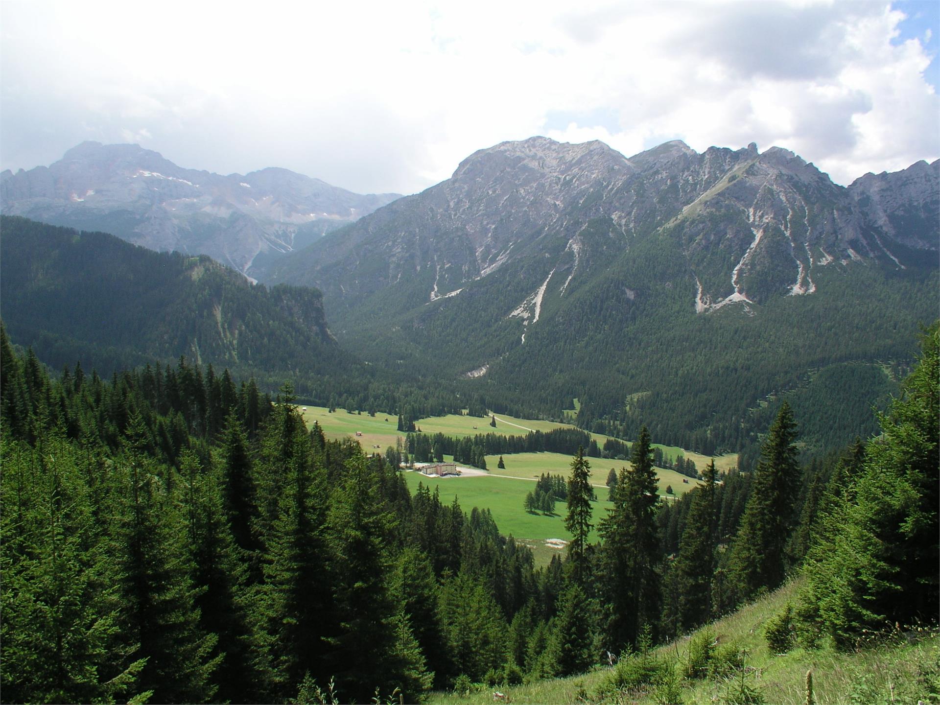 Hotel Asterbel Prags 7 suedtirol.info