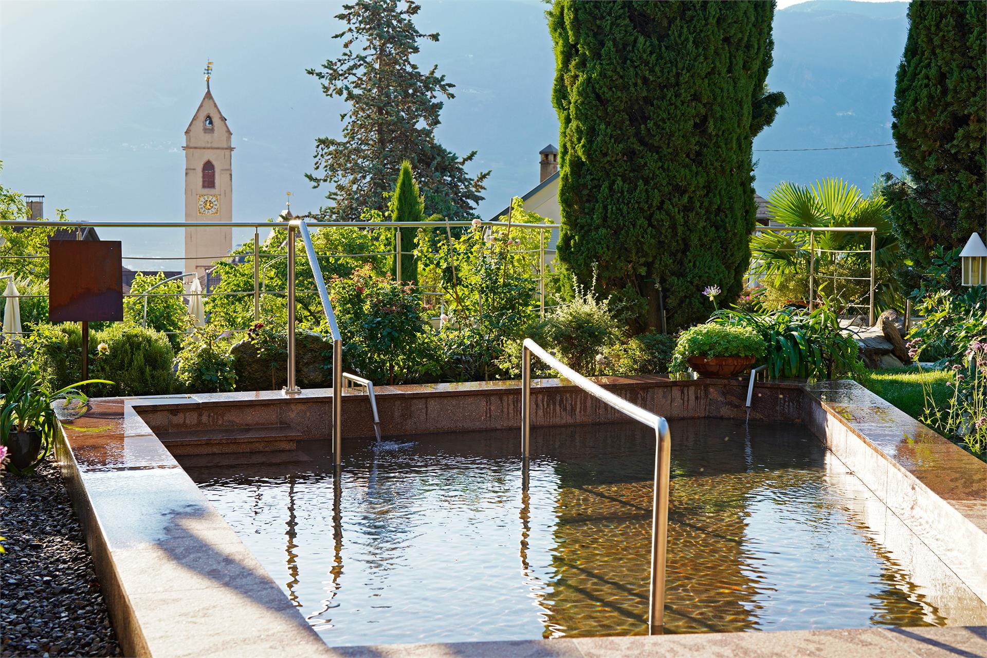 Hotel Appartements Sonnenhof Marling 6 suedtirol.info