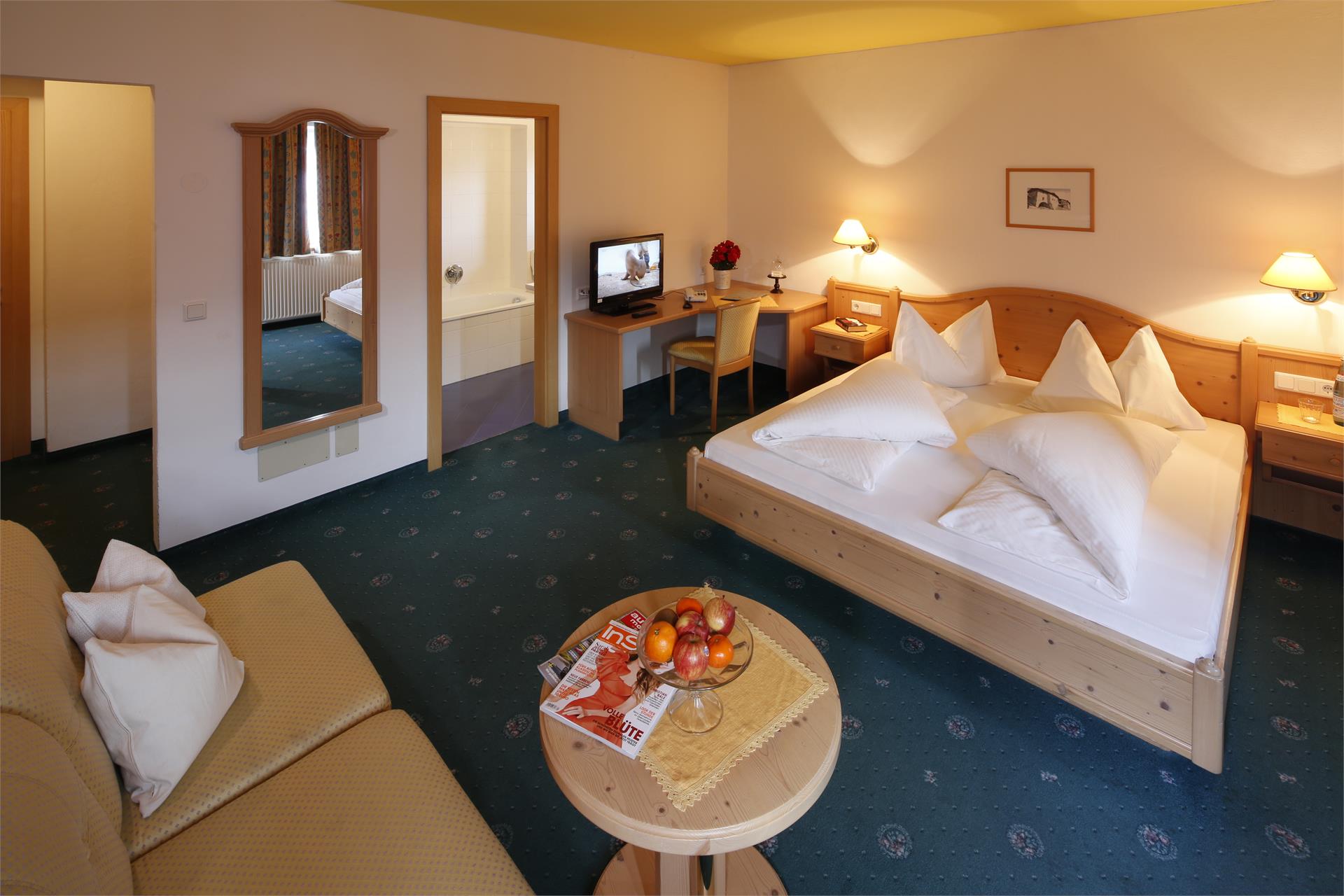 Hotel Am Reschensee Graun im Vinschgau/Curon Venosta 4 suedtirol.info