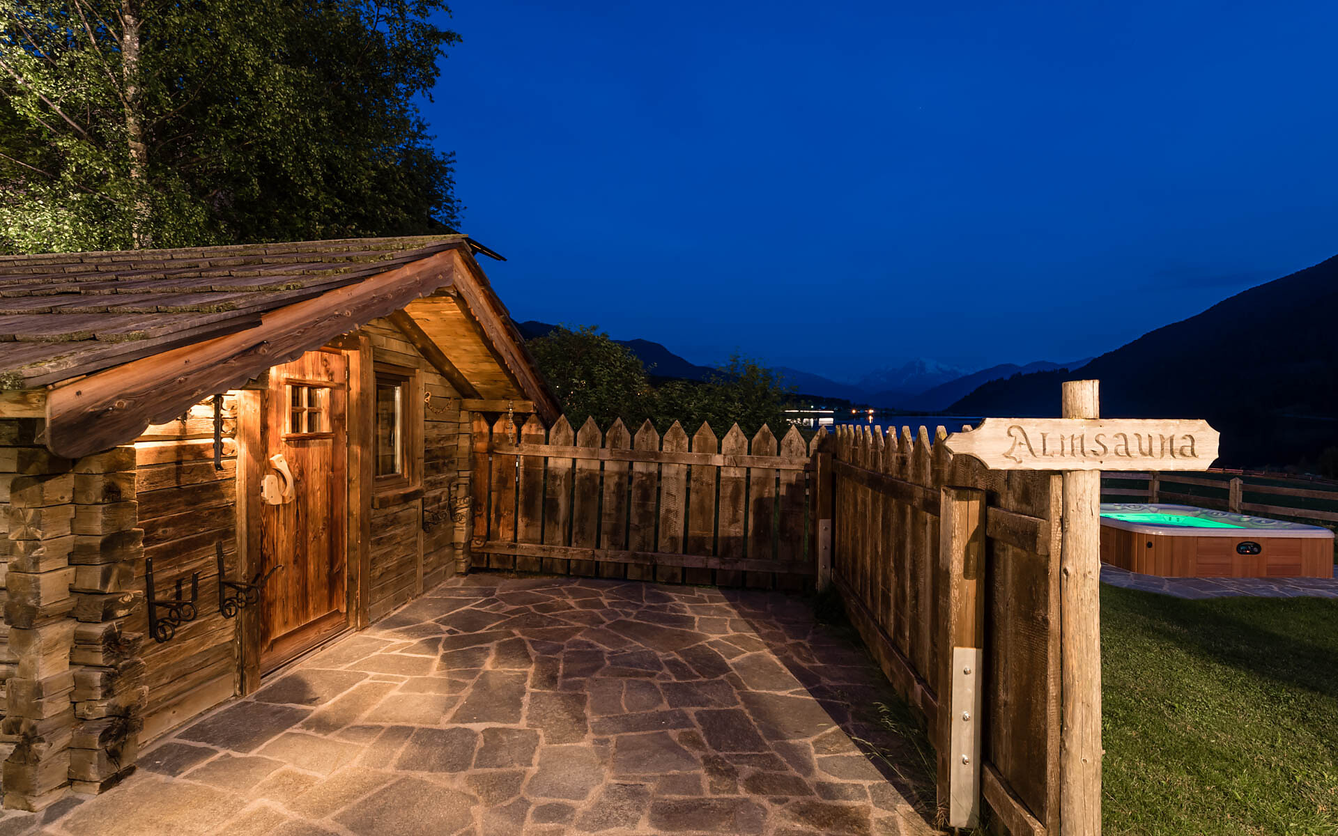Outdoor sauna