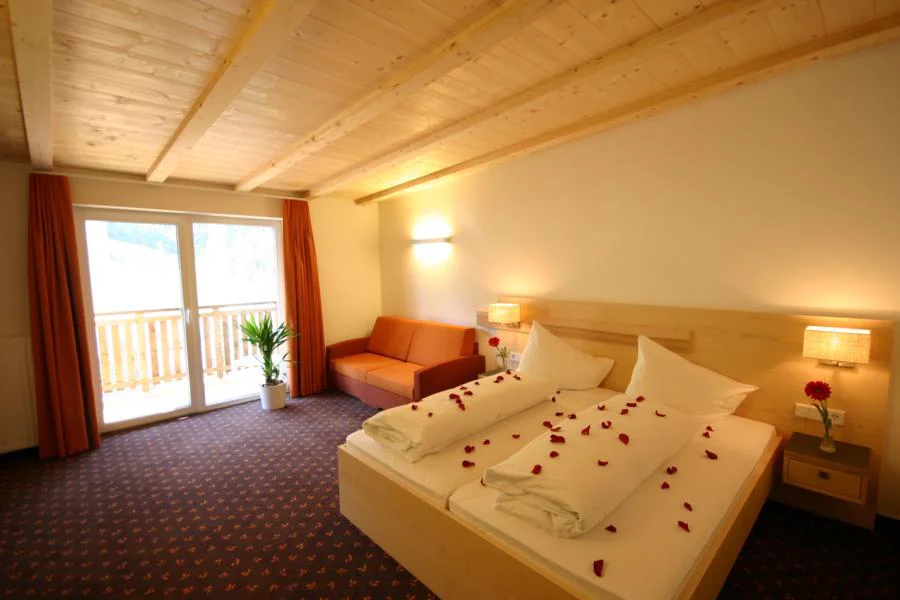Hotel  Mall Curon Venosta 7 suedtirol.info