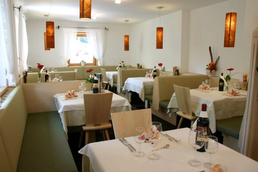 Hotel  Mall Curon Venosta 4 suedtirol.info