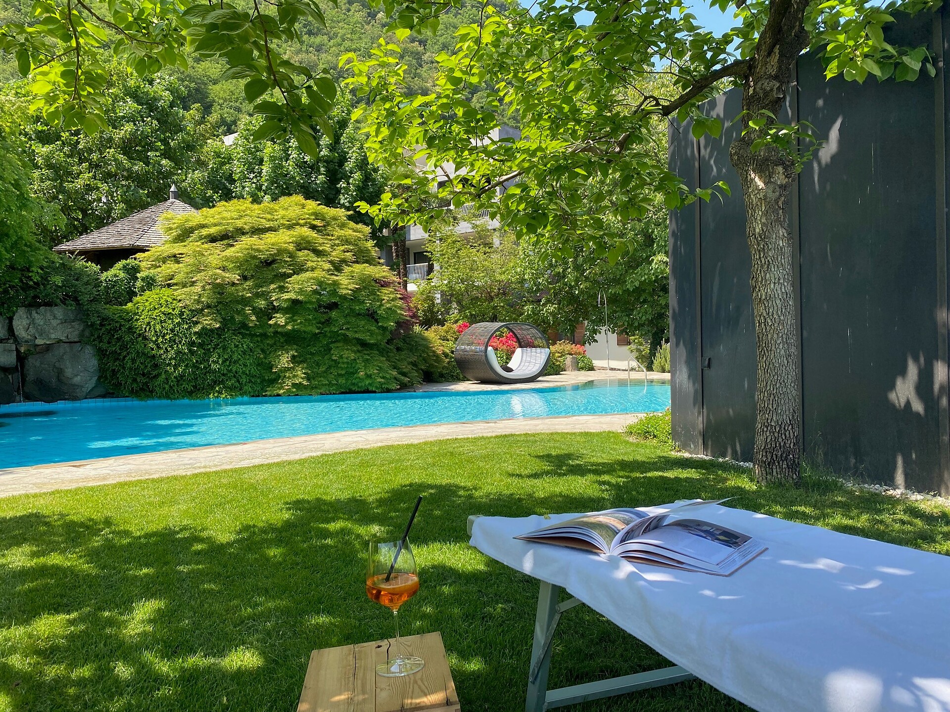 Outour pool