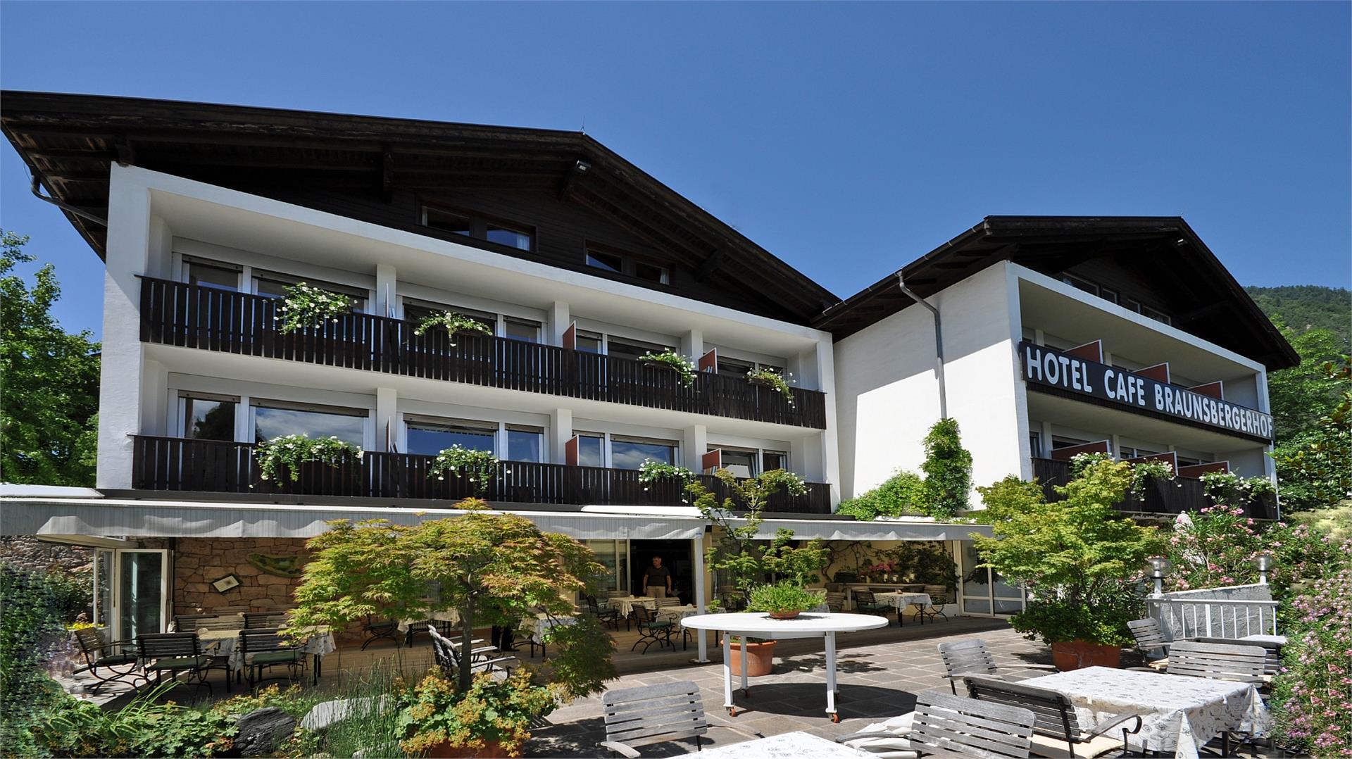 Hotel Café Braunsbergerhof Lana 1 suedtirol.info