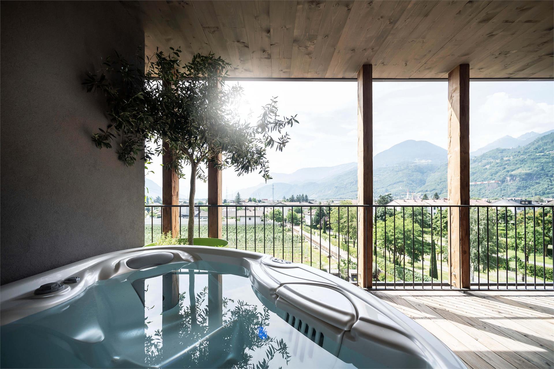 Hotel Pfeiss Lana 22 suedtirol.info