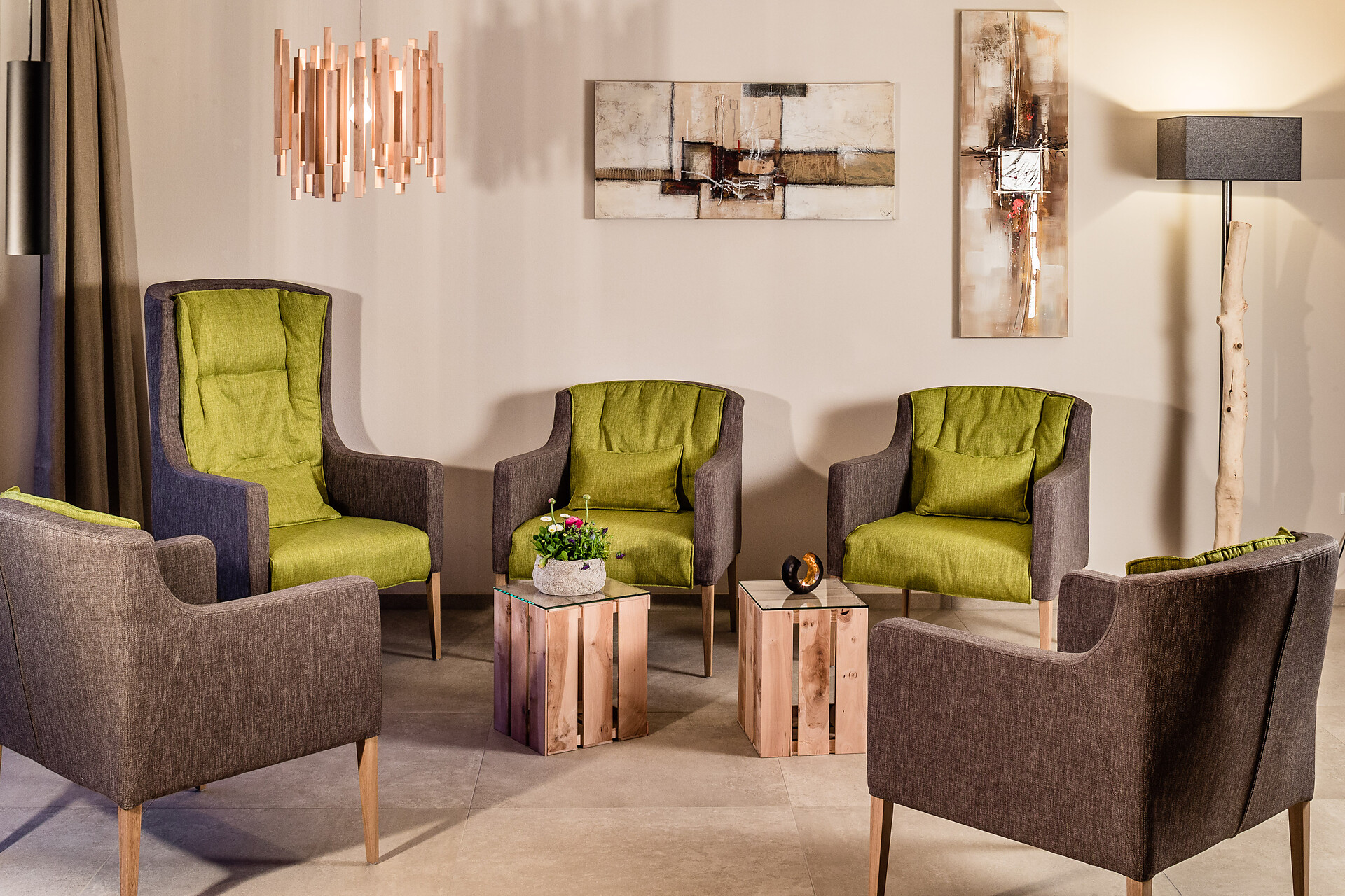 Pfeiss Lounge