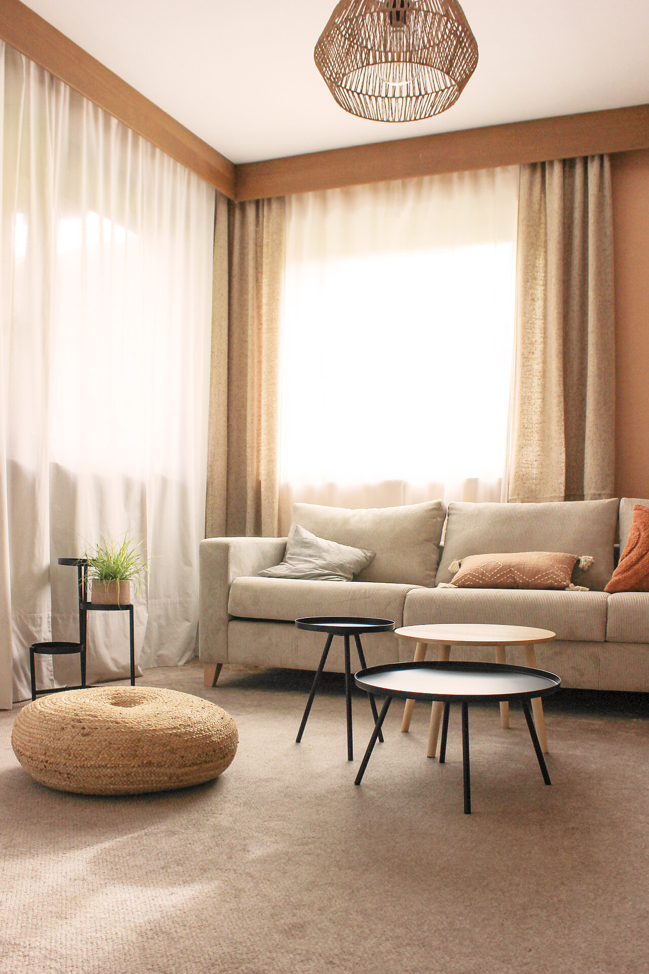 apartment 1 – living room