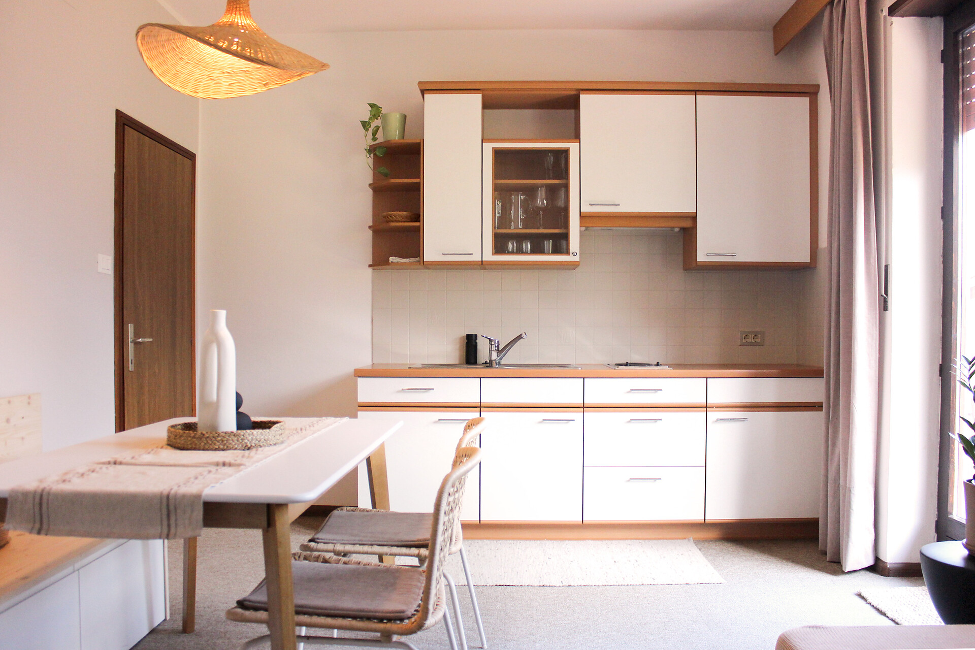 apartment 2 – kitchen