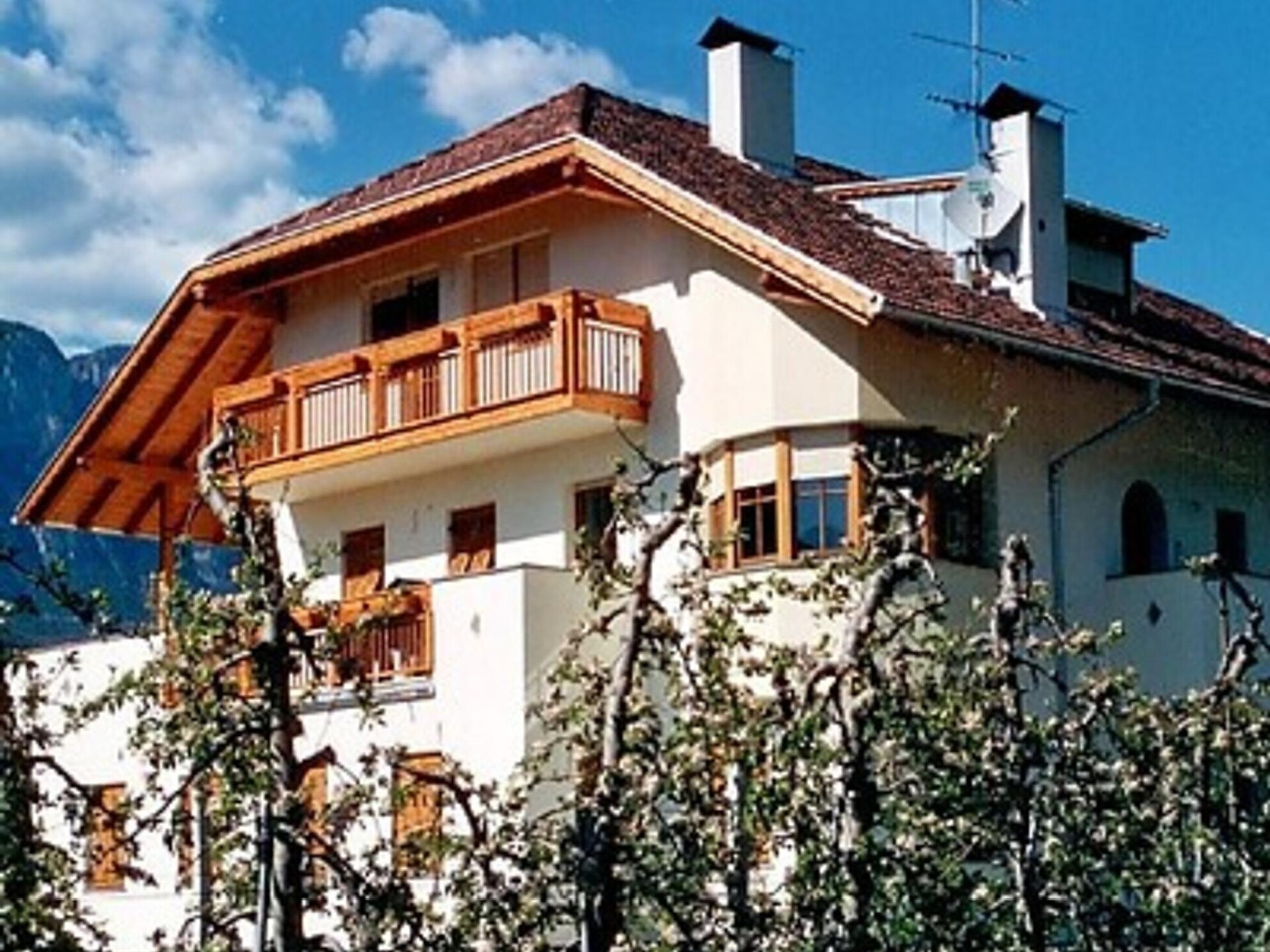 Haus Sanin - Alto Adige Wine Road - #1 - suedtirol.info